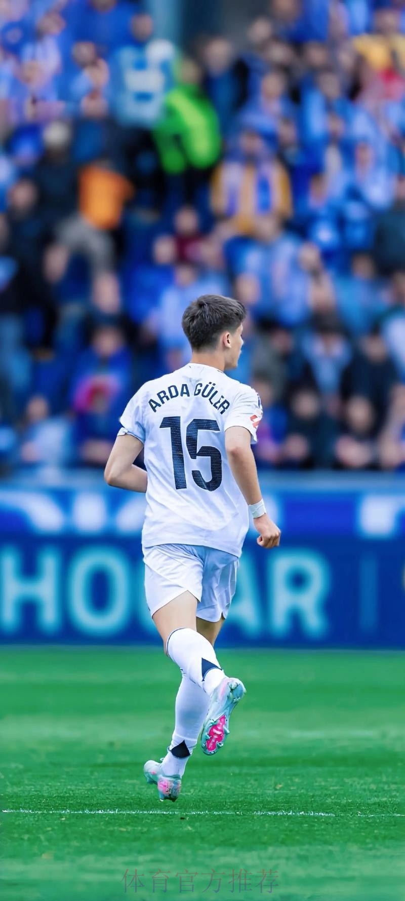 卡马文加离开法国队集训 回皇马做核磁共振检查 卡马文加离开法国队集训 回皇马做核磁共振检查